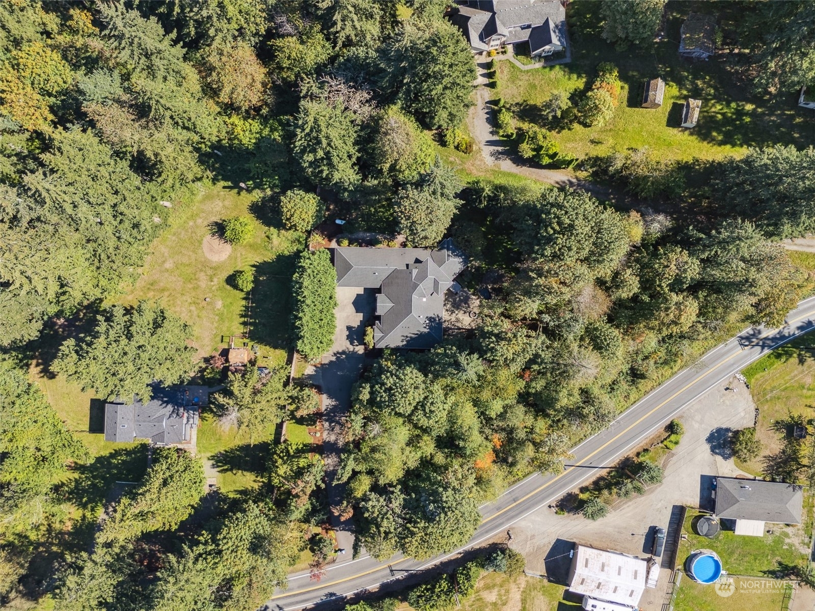 22836 Peter Grubb Road Southeast Renton, WA 98058 - Photo 29 of 35 Gallery Image 29