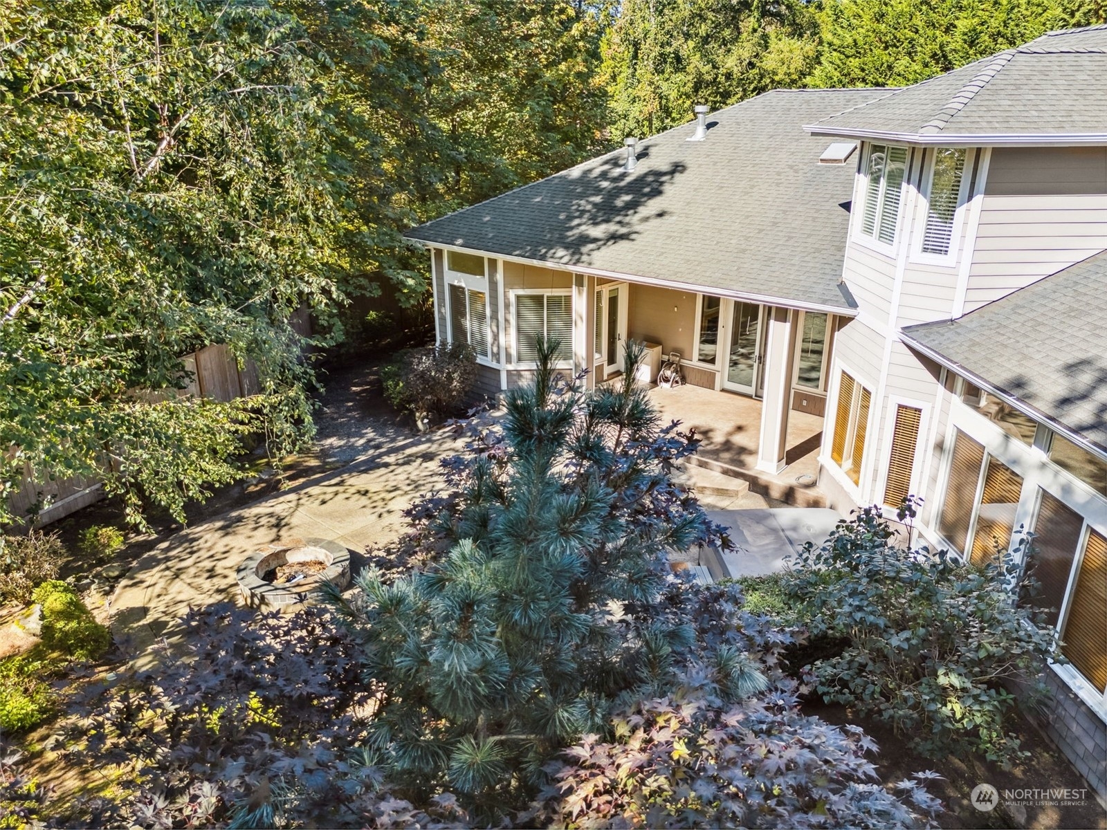 22836 Peter Grubb Road Southeast Renton, WA 98058 - Photo 32 of 35 Gallery Image 32