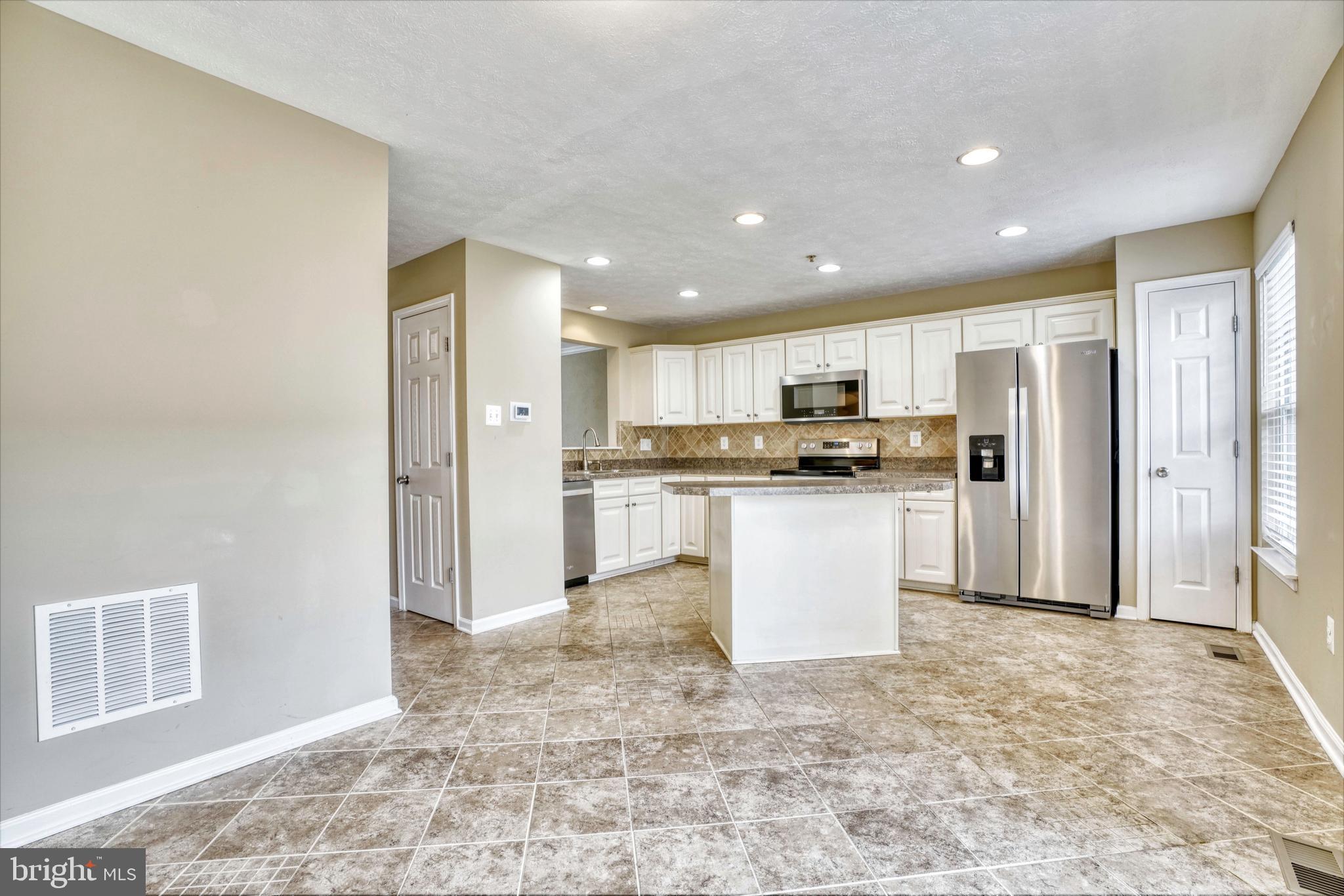 813 Tipton Road Middle River, MD 21220 - Photo 18 of 63