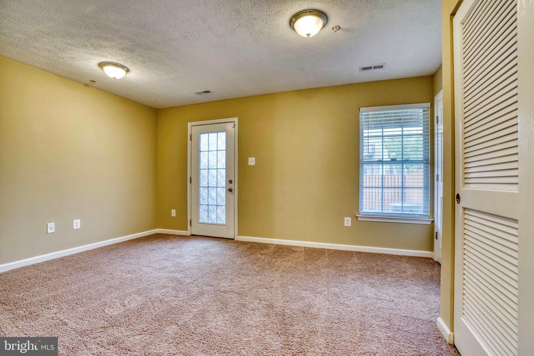 813 Tipton Road Middle River, MD 21220 - Photo 7 of 63