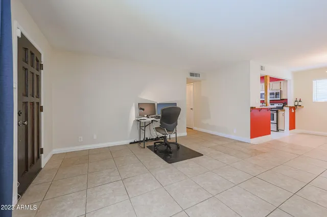 a view of workspace with windows