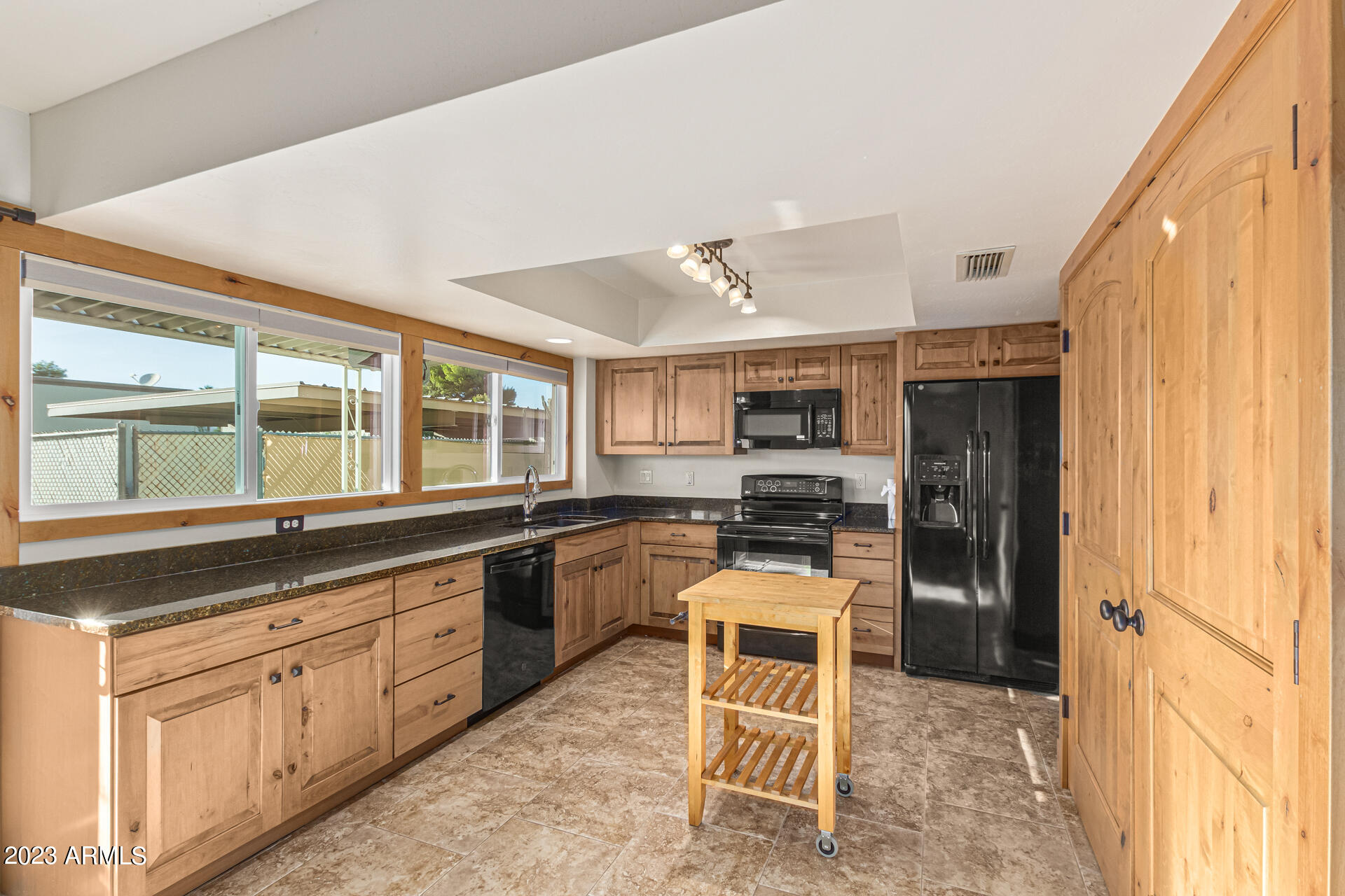 5142 North Granite Reef Road Scottsdale, AZ 85250 - Photo 11 of 31 17 - Granite Reef