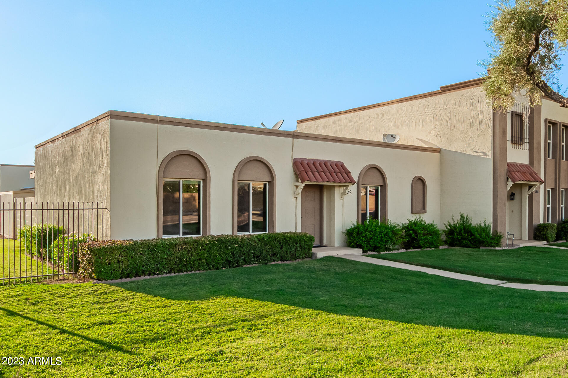 5142 North Granite Reef Road Scottsdale, AZ 85250 - Photo 3 of 31 06 - Granite Reef