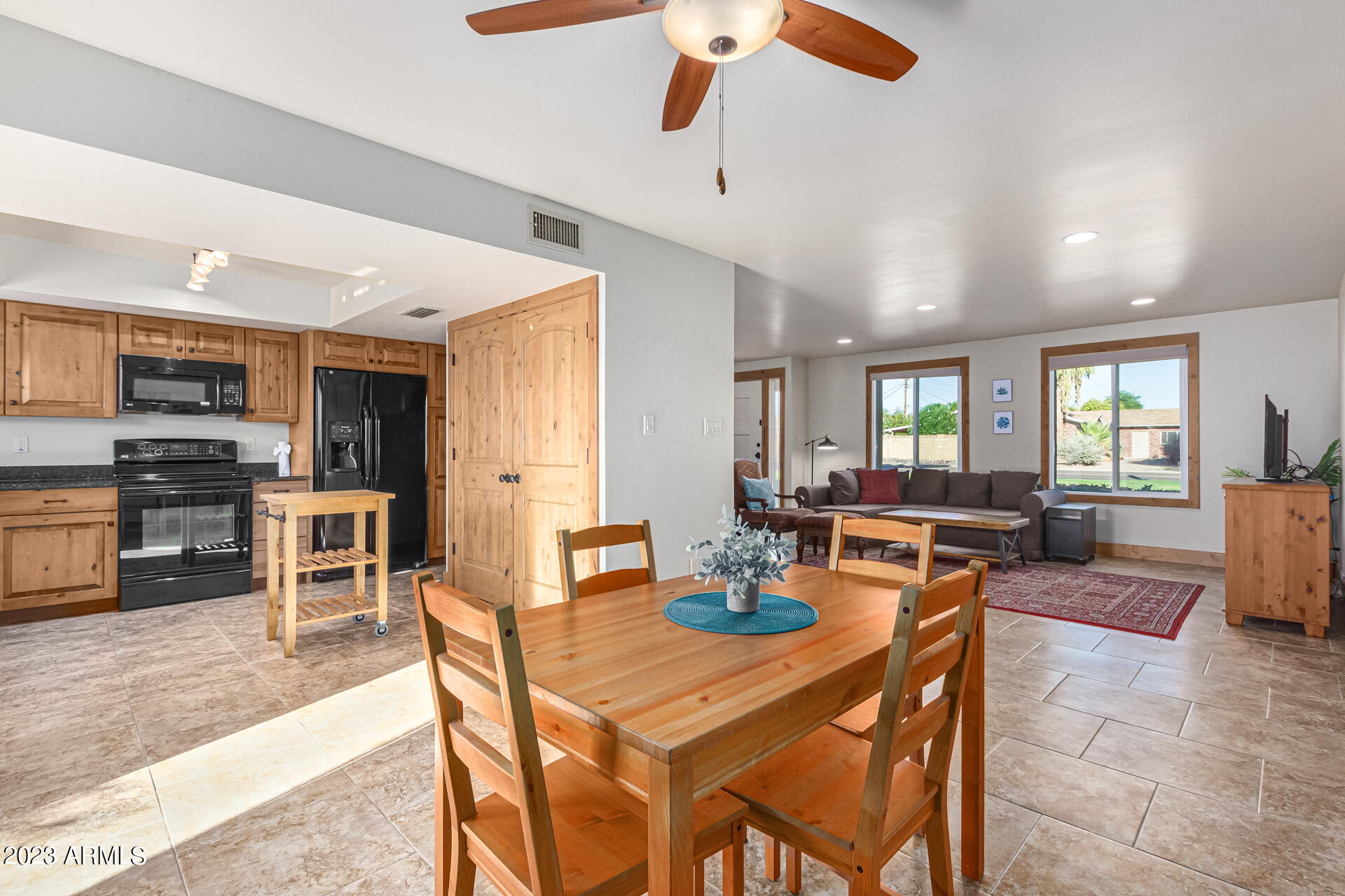 5142 North Granite Reef Road Scottsdale, AZ 85250 - Photo 8 of 31 12 - Granite Reef