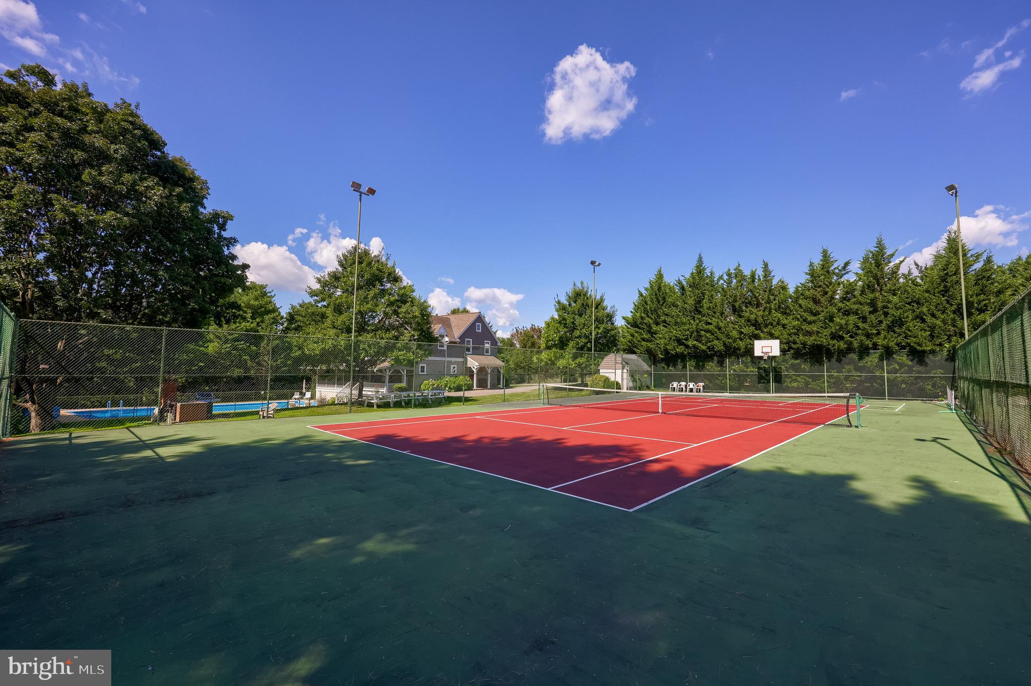 914 Meadowbreeze Lane Lititz, PA 17543 - Photo 11 of 37