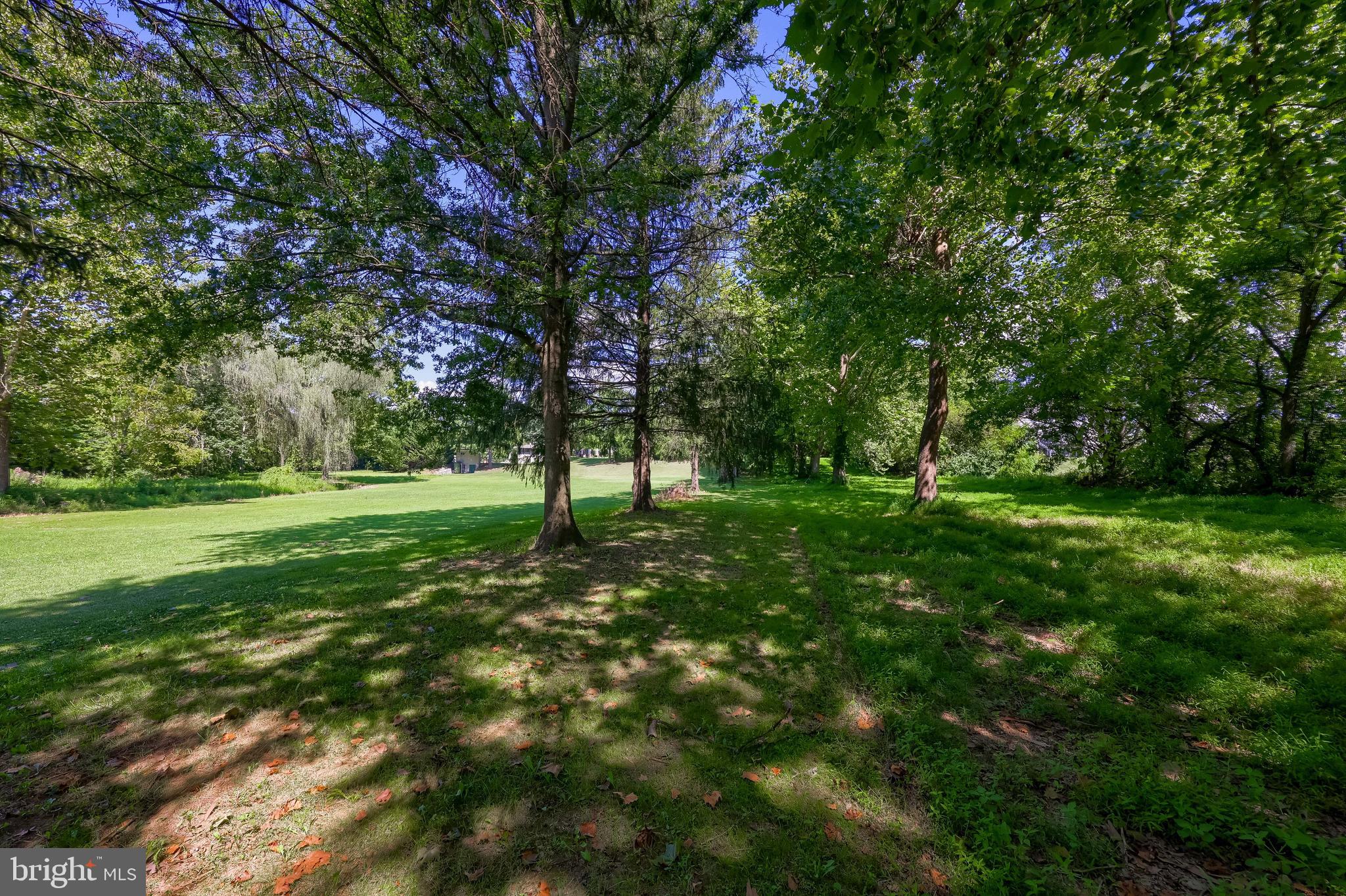 914 Meadowbreeze Lane Lititz, PA 17543 - Photo 21 of 37