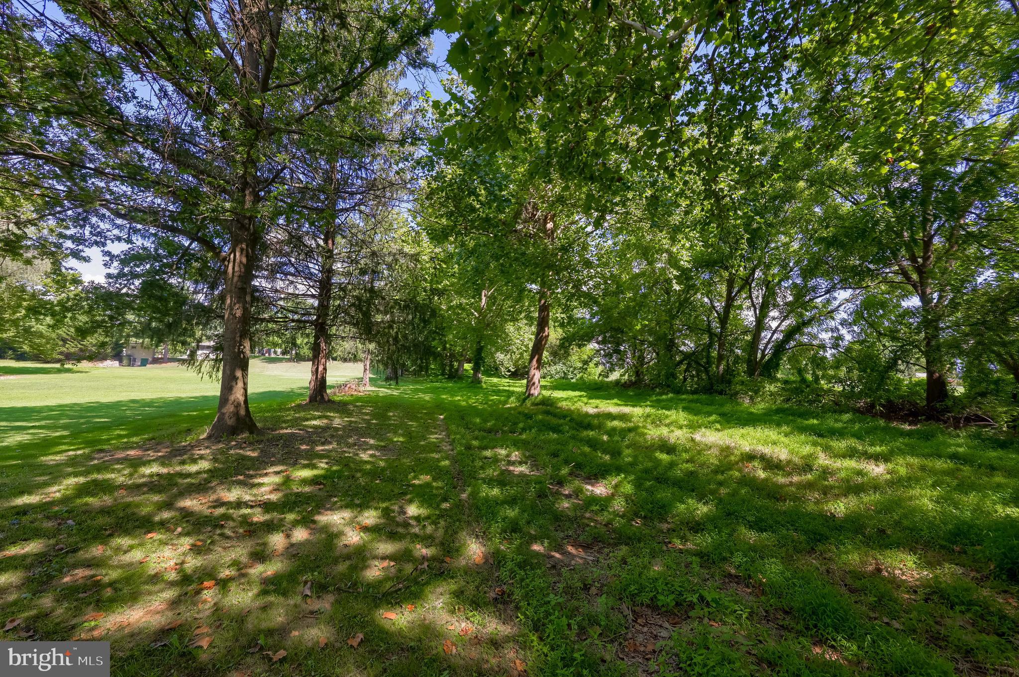 914 Meadowbreeze Lane Lititz, PA 17543 - Photo 22 of 37