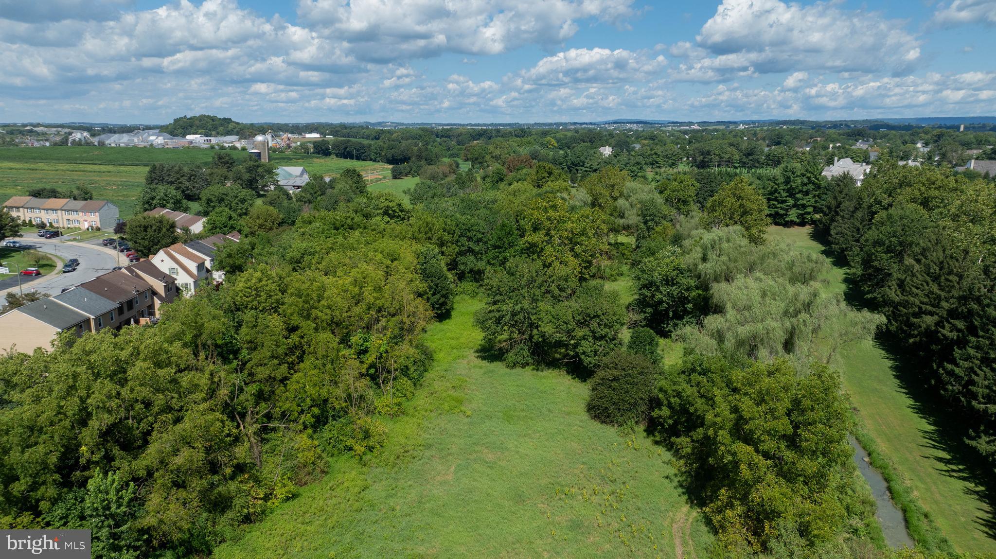 914 Meadowbreeze Lane Lititz, PA 17543 - Photo 32 of 37