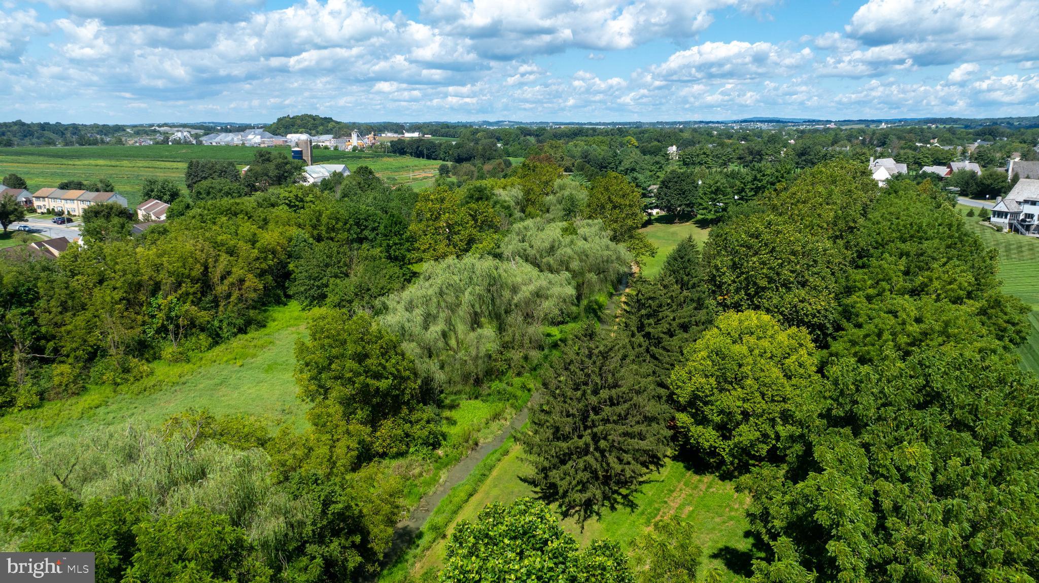 914 Meadowbreeze Lane Lititz, PA 17543 - Photo 33 of 37