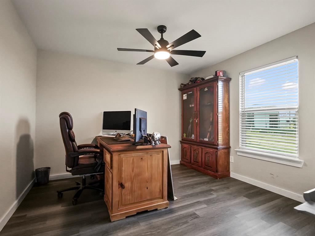 711 County Road 701 Cleburne, TX 76031 - Photo 29 of 37