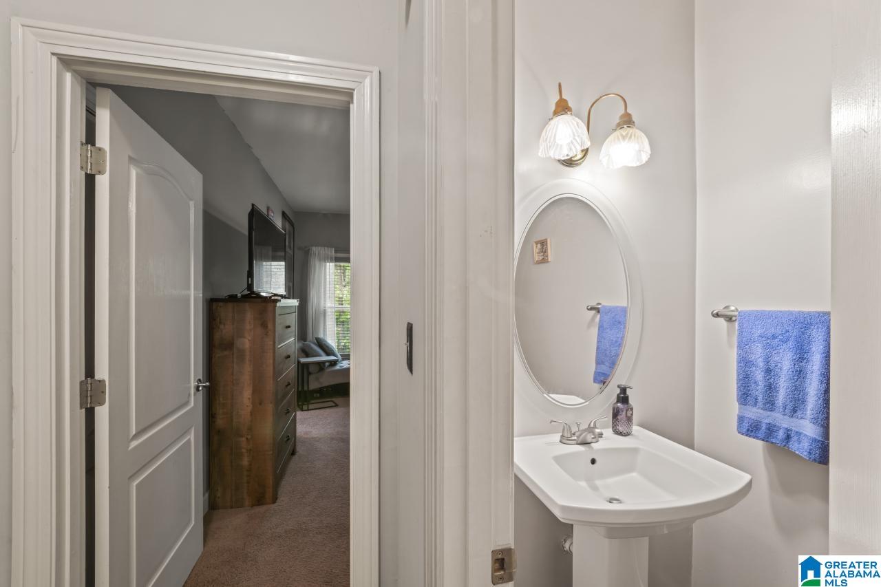 3918 Spring Valley Road Birmingham, AL 35223 - Photo 25 of 51