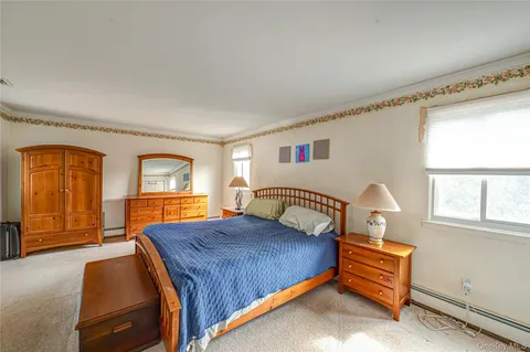 $1,300,000 | 19 Tamara Court, Melville, NY 11747