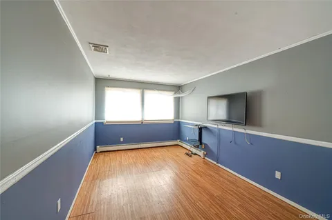 $1,300,000 | 19 Tamara Court, Melville, NY 11747