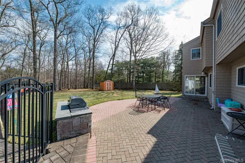 $1,300,000 | 19 Tamara Court, Melville, NY 11747