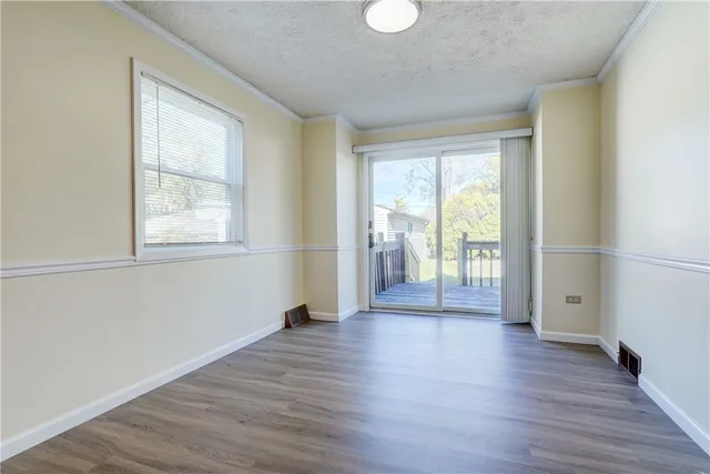 $1,850 | 304 Zuber Road, Irondequoit, NY 14622