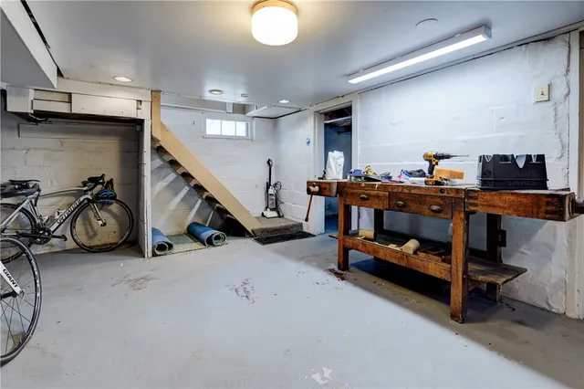 $1,850 | 304 Zuber Road, Irondequoit, NY 14622