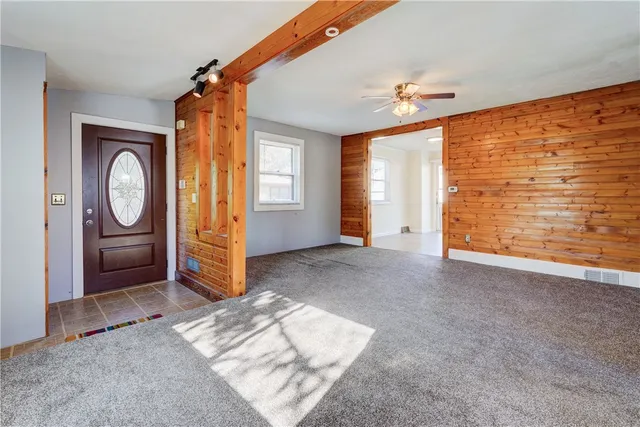 $1,850 | 304 Zuber Road, Irondequoit, NY 14622