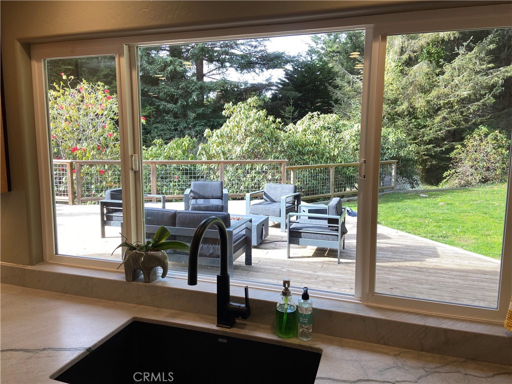 3402 Buttermilk Lane Arcata, CA 95521 - Photo 19 of 48 a living room with patio