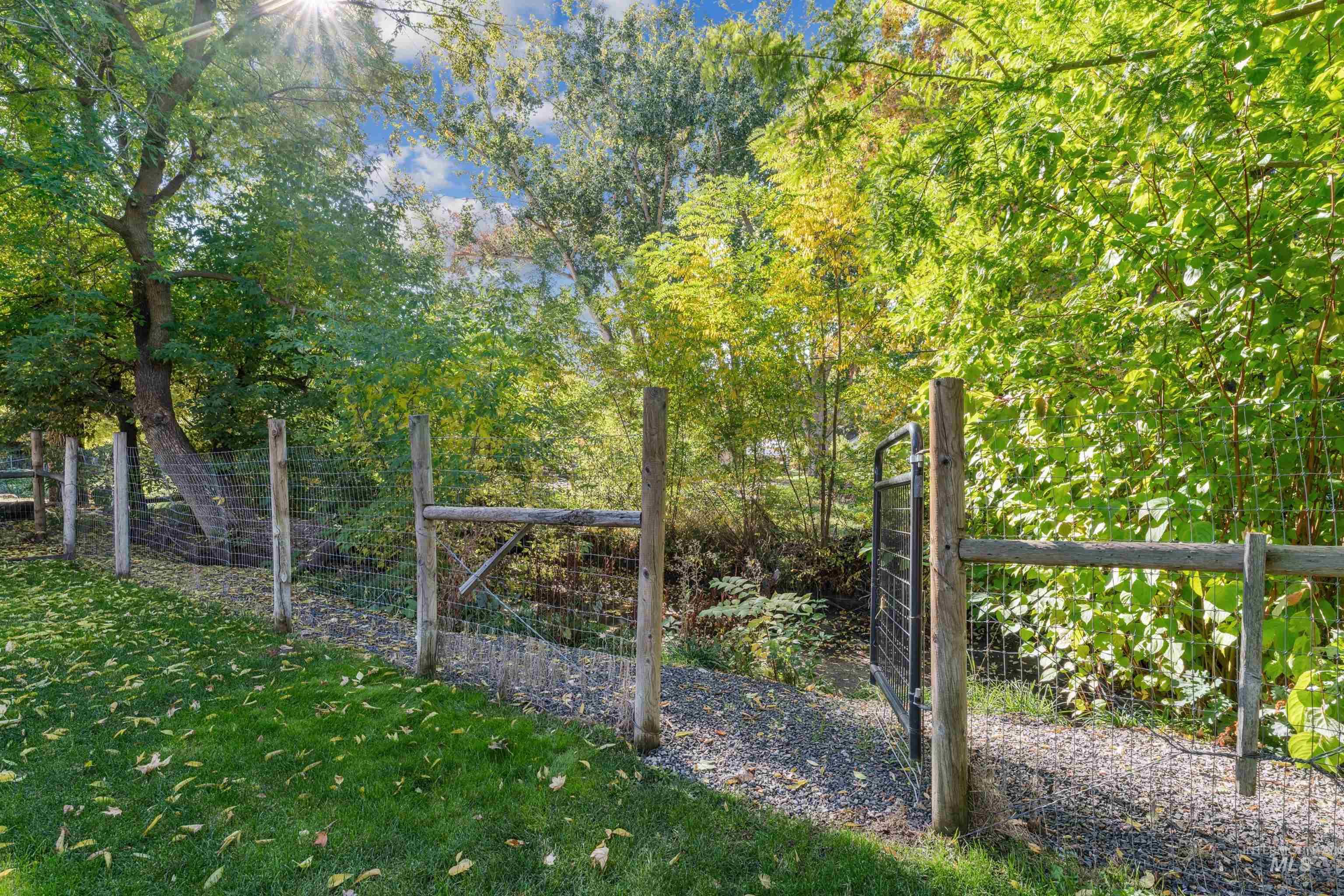 2419 West Hill Road Boise, ID 83702 - Photo 43 of 50 View of gate