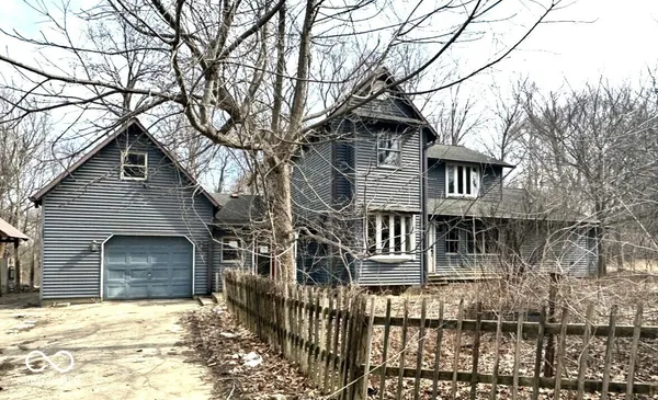 $299,000 | 8223 South County Road 250 West, Cloverdale, IN 46120