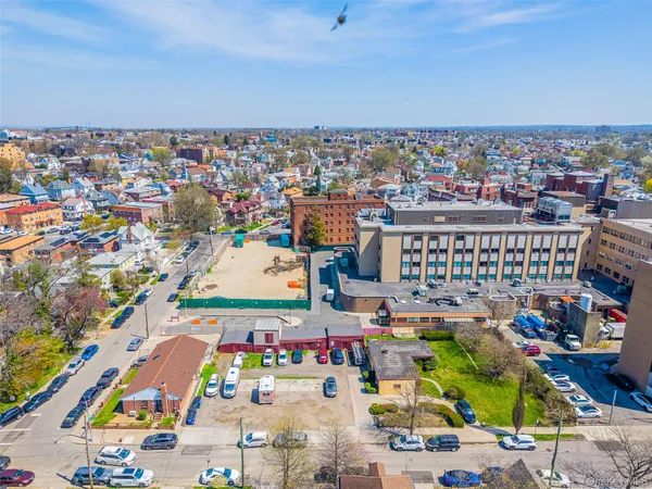 $5,880,000 | 4341-4345 Burling Street | Flushing