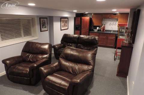 3455 Riverside Drive Port Huron, MI 48060 - Photo 37 of 45 20401230-36.JPG