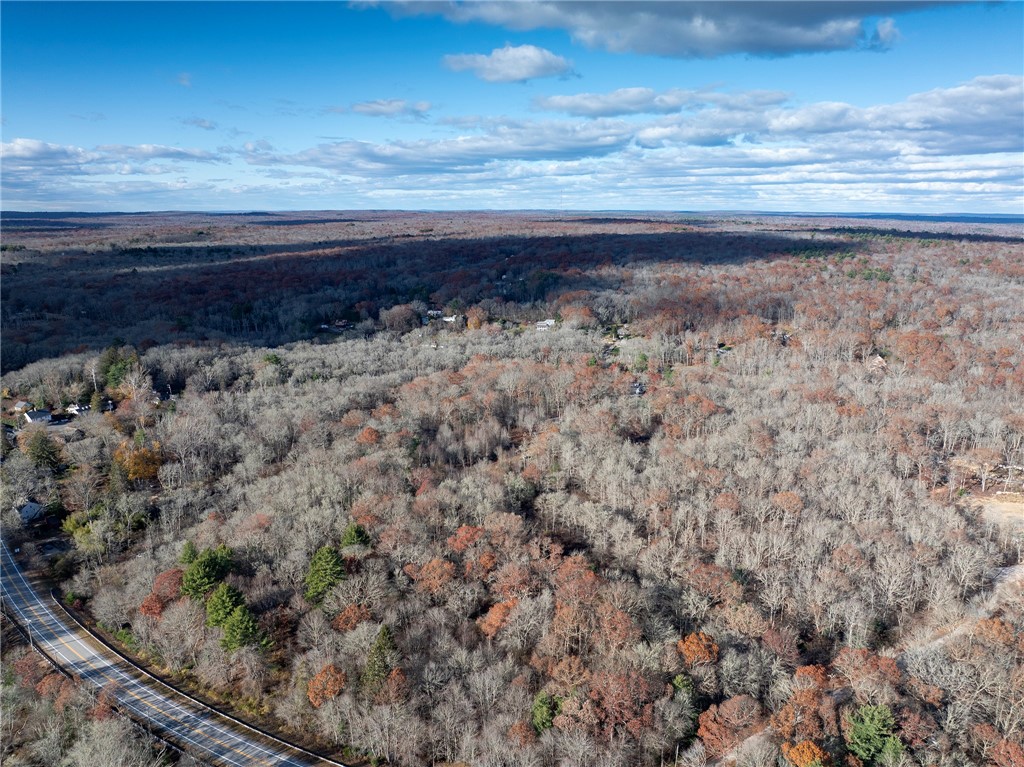 9 Baton Way Hopkinton, RI 02833 - Photo 2 of 2