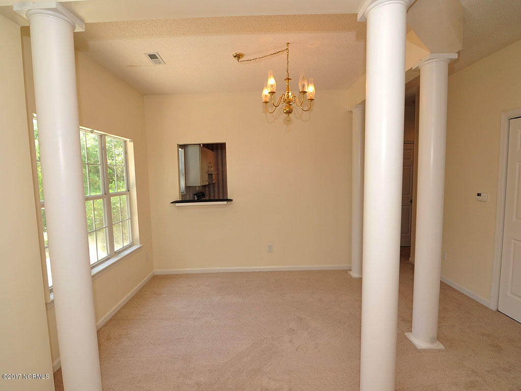1116 Welborn Road Wilmington, NC 28409 - Photo 3 of 16 Dining
