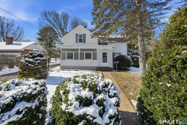 $299,000 | 158 McKee Street, Manchester, CT 06040