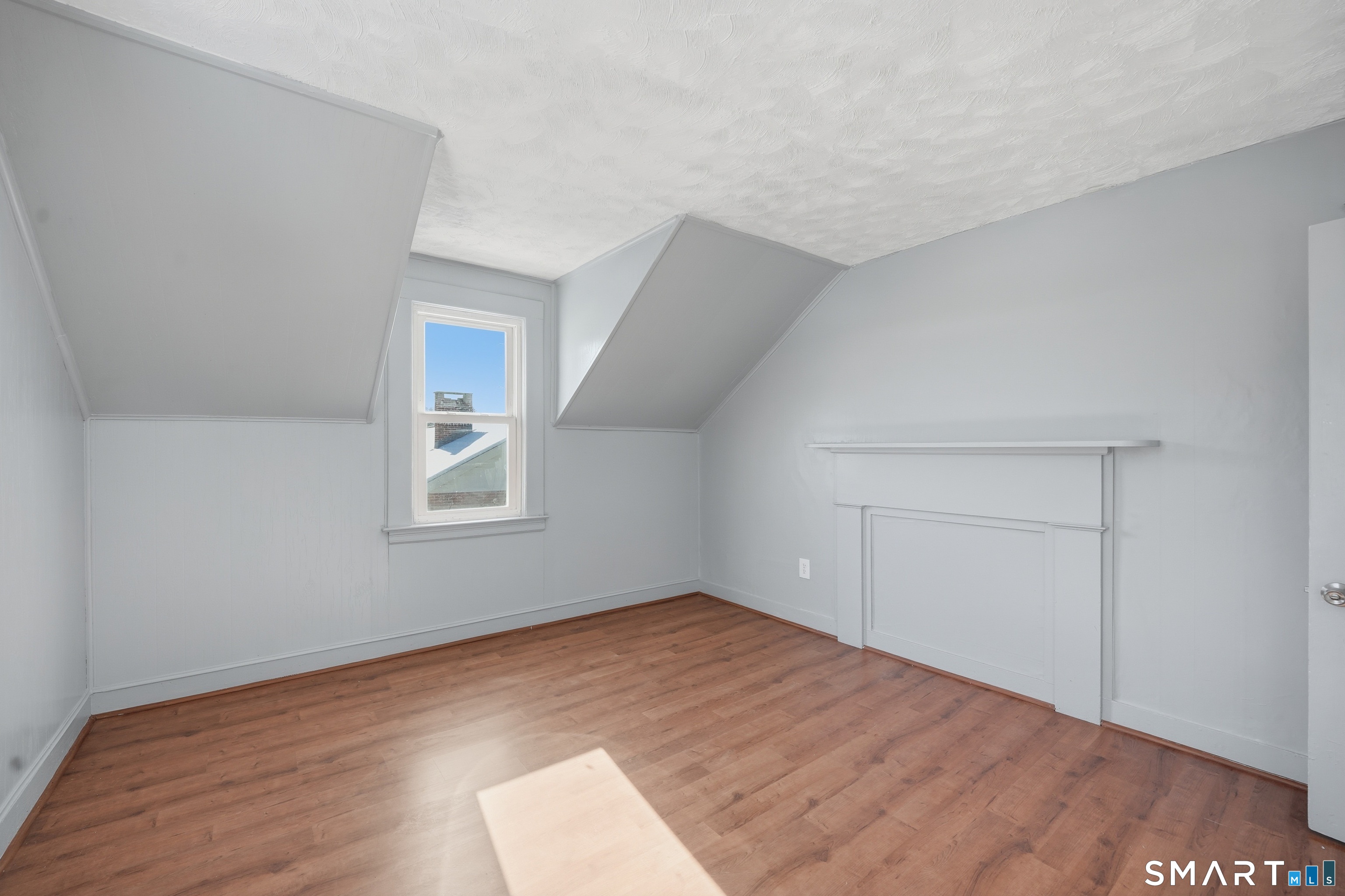 158 McKee Street Manchester, CT 06040 - Photo 29 of 37