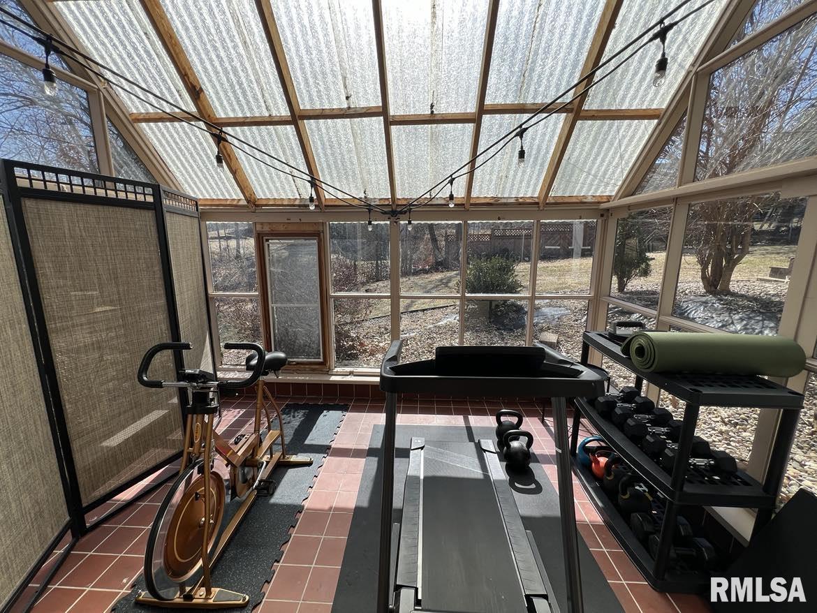 5 West Hickory Bow Macomb, IL 61455 - Photo 27 of 32