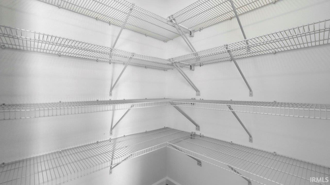 5517 Tranquilo Way Fort Wayne, IN 46818 - Photo 13 of 36