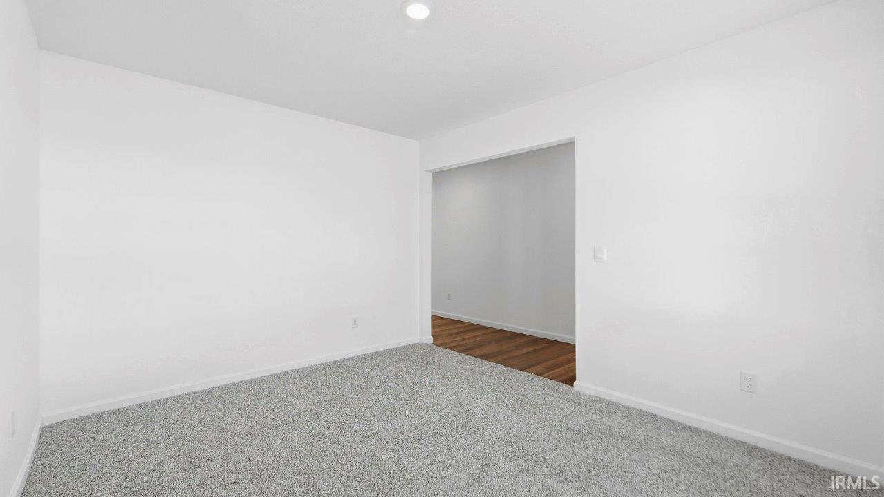 5517 Tranquilo Way Fort Wayne, IN 46818 - Photo 5 of 36