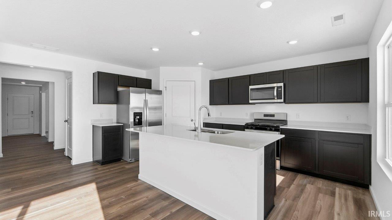 5517 Tranquilo Way Fort Wayne, IN 46818 - Photo 7 of 36