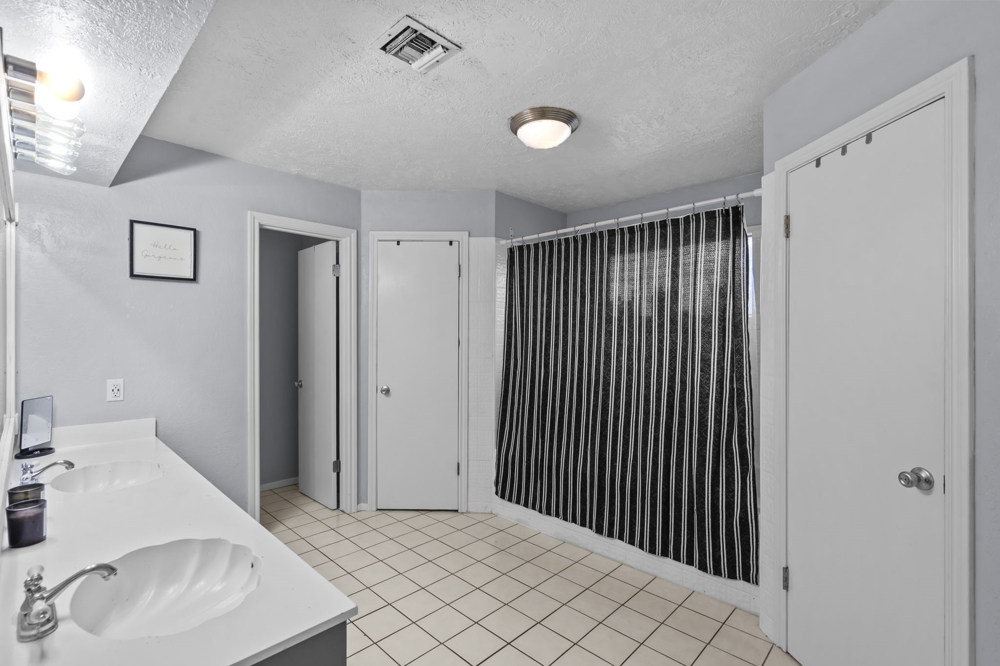 7009 Avenue R Santa Fe, TX 77510 - Photo 23 of 48 Primary bathroom.
