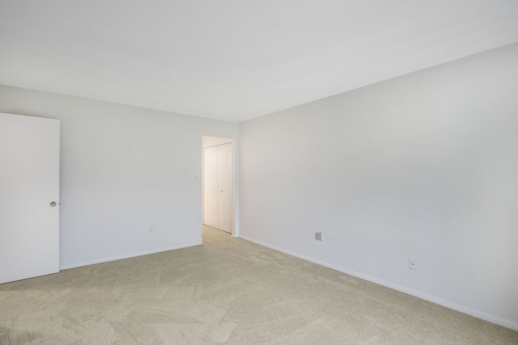142 Nassau Drive, Unit 142 Springfield, MA 01129 - Photo 27 of 34 Gallery Image 27