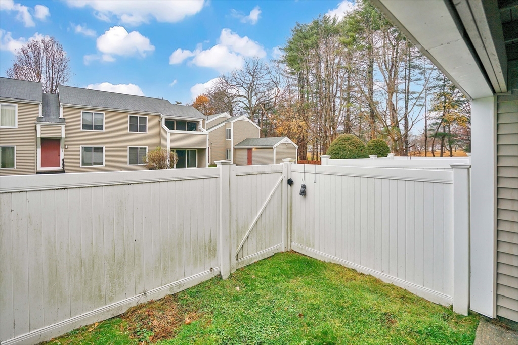142 Nassau Drive, Unit 142 Springfield, MA 01129 - Photo 33 of 34 Gallery Image 33