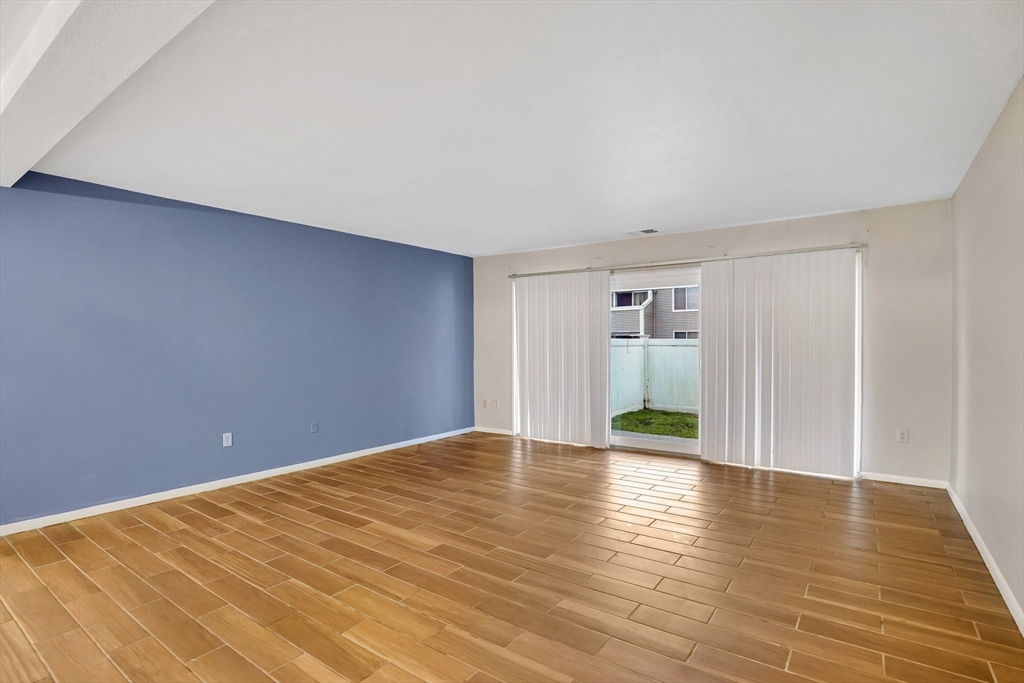 142 Nassau Drive, Unit 142 Springfield, MA 01129 - Photo 6 of 34 Gallery Image 6