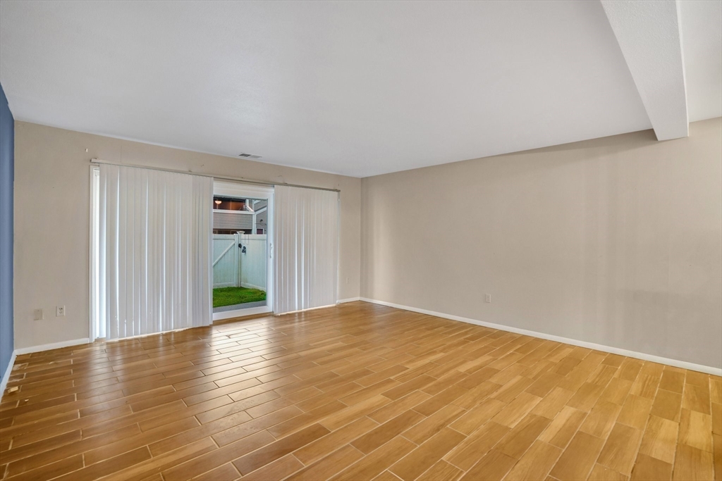 142 Nassau Drive, Unit 142 Springfield, MA 01129 - Photo 10 of 34 Gallery Image 10