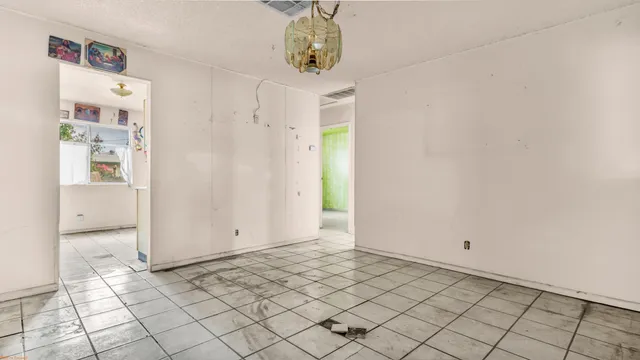 $375,000 | 437 Vine Avenue, Coachella, CA 92236