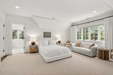 $9,950,000 | 76 Robin Road, Weston, MA 02493