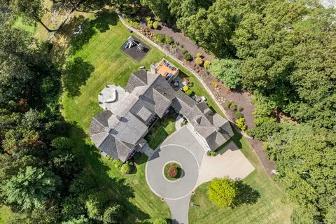 $9,950,000 | 76 Robin Road, Weston, MA 02493