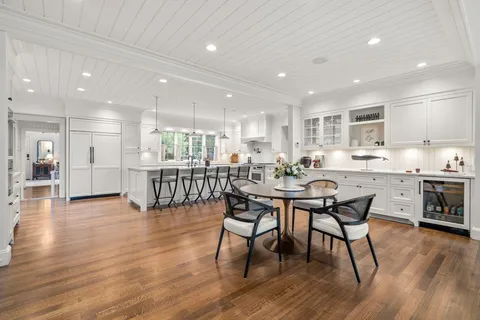 $9,950,000 | 76 Robin Road, Weston, MA 02493