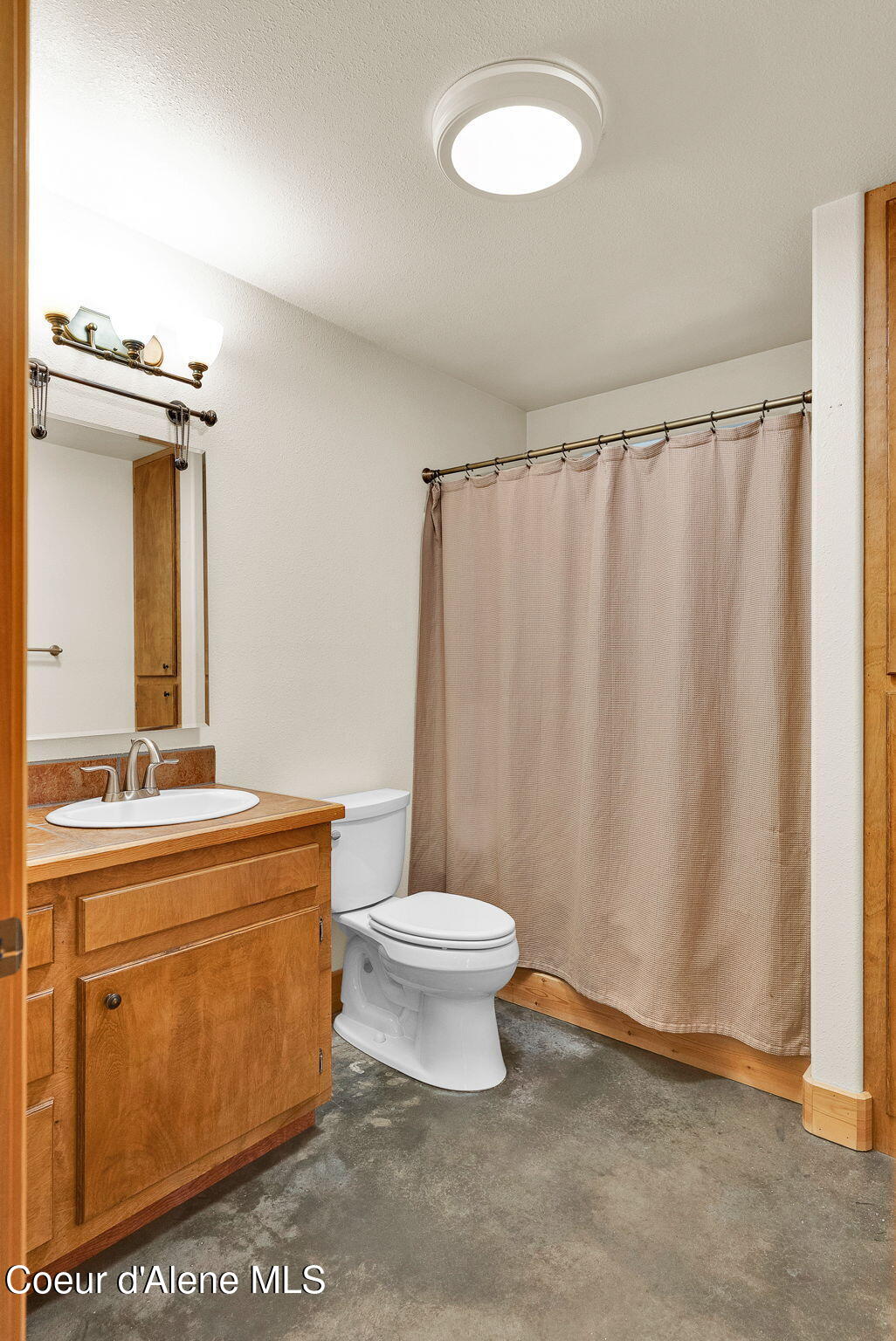 551 Star Road Moyie Springs, ID 83845 - Photo 19 of 85 17-web-or-mls-SkyLight - Star (JG)-33