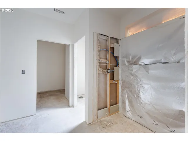 $595,000 | 734 Southeast 35th Street, Battle Ground, WA 98604