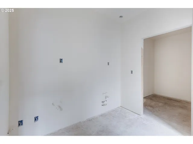 $595,000 | 734 Southeast 35th Street, Battle Ground, WA 98604