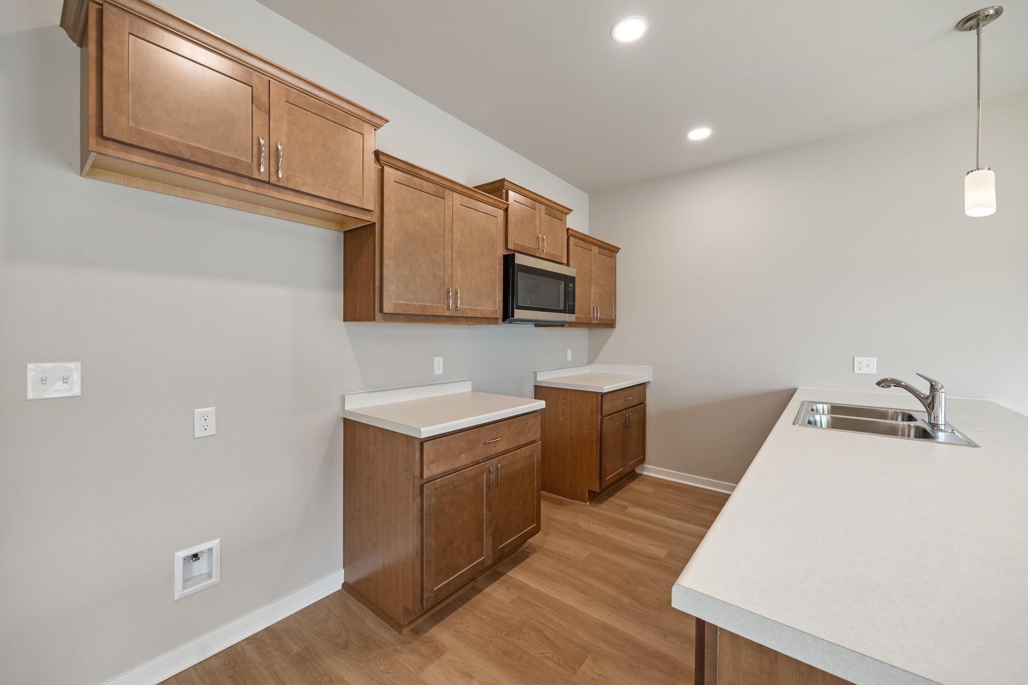 1364 Marigold Fort, Unit 2 Fort Atkinson, WI 53538 - Photo 15 of 68