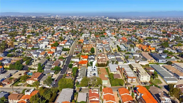 $1,949,000 | 2005 Mathews Avenue, Unit C, Redondo Beach, CA 90278