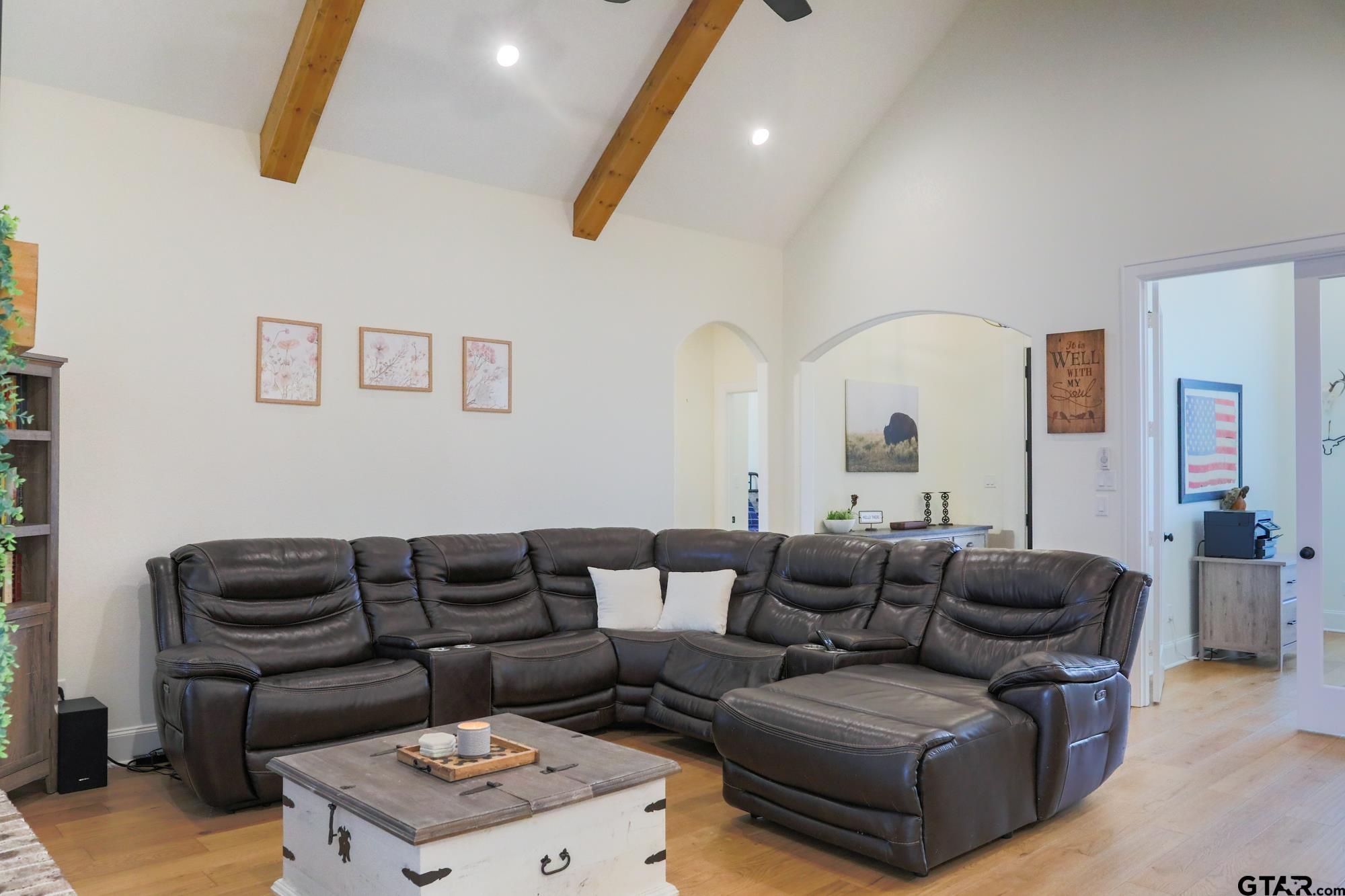9065 Shallow Cove Tyler, TX 75703 - Photo 13 of 40 a living room with furniture