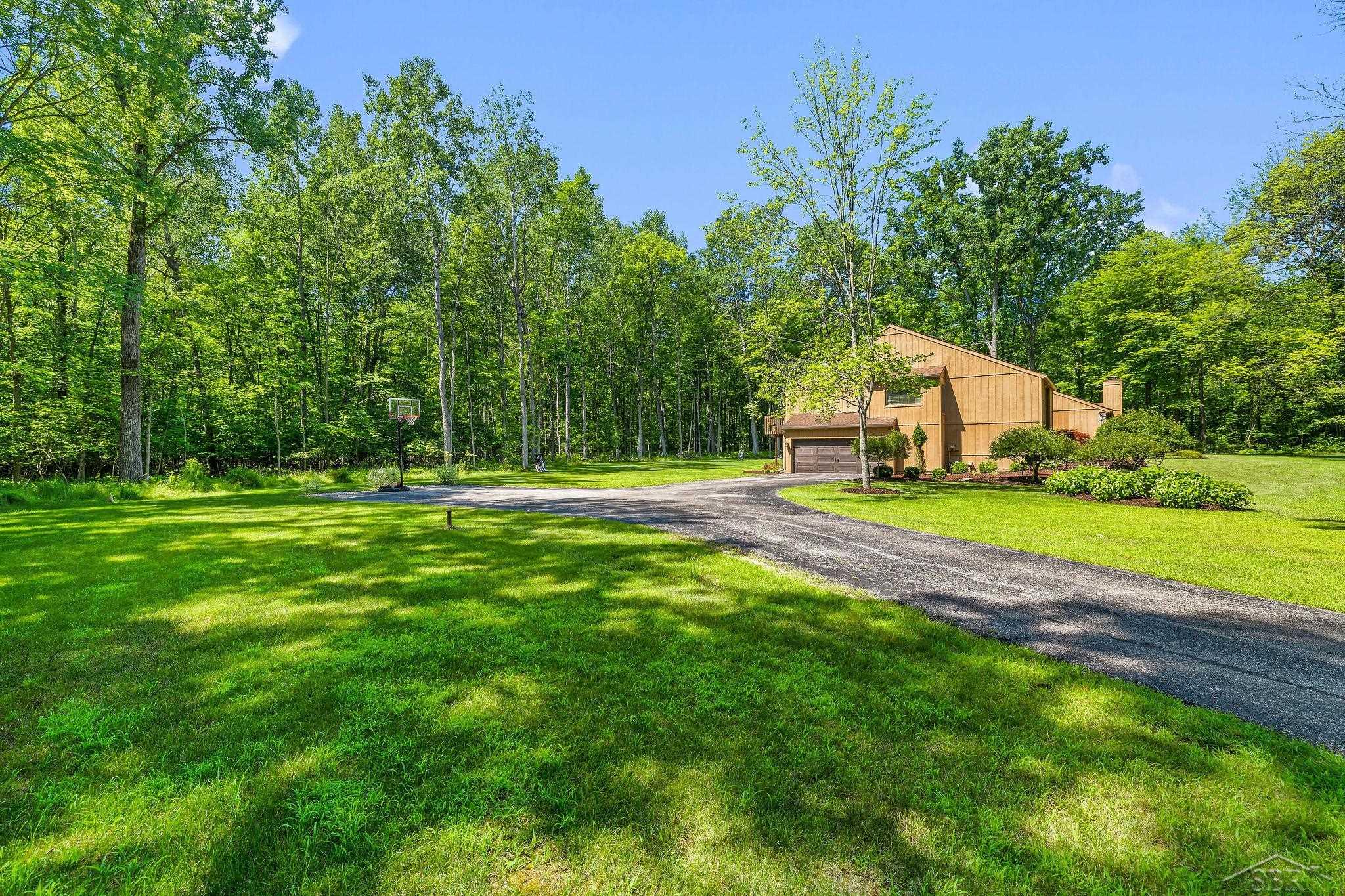 4372 East Monroe Road Midland, MI 48642 - Photo 18 of 65 Gallery Image 18